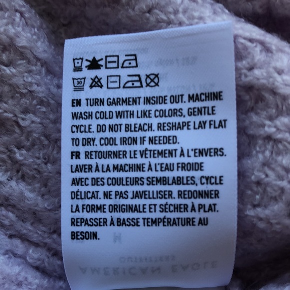 🔥NWT🔥 American Eagle Outfitters Women’s Oversized V-Neck Sweater - Picture 7 of 8